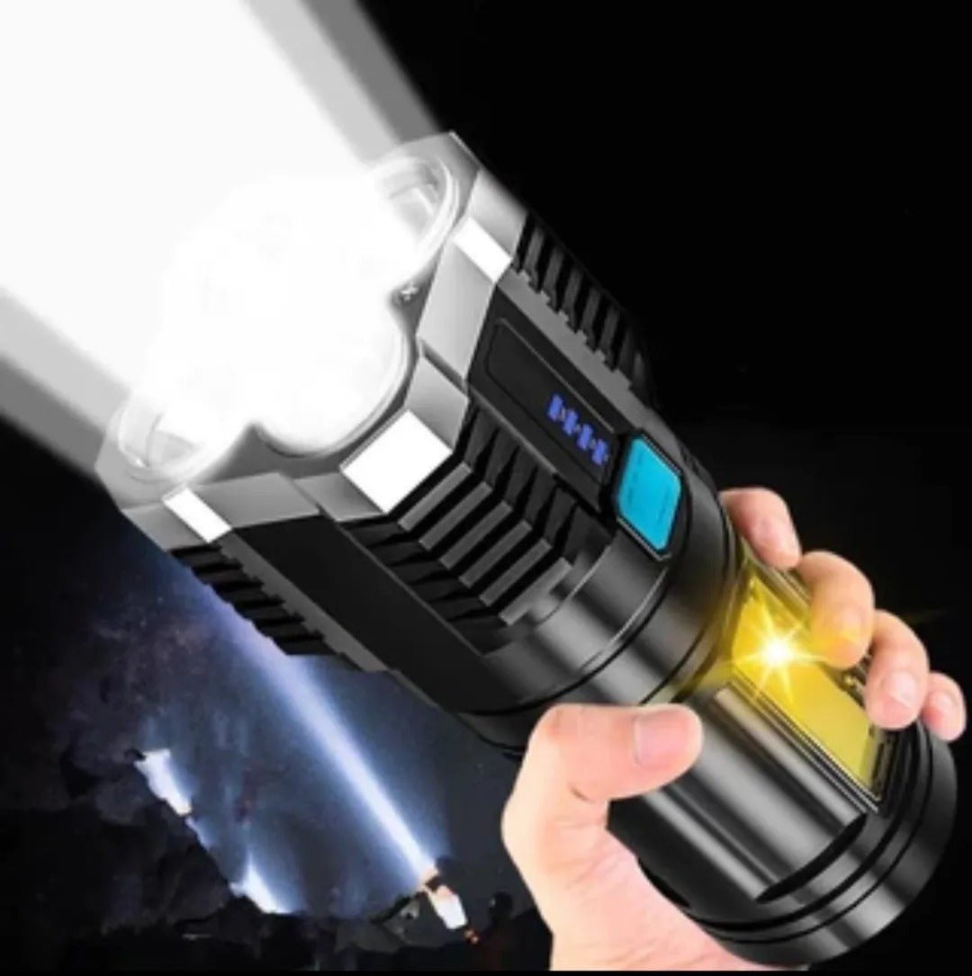 Lanterna LED Tática 4 Núcleos Alta Potência Recarregável USB Resistente à Água
